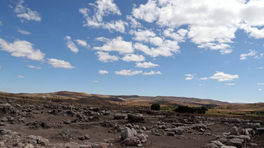 Sivas'ta heyecanlandıran keşif! Tam 3 bin 800 yıllık 5